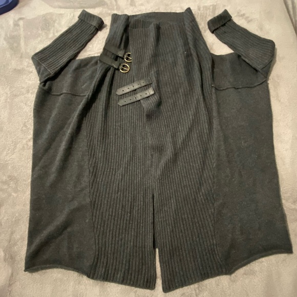 Brochu Walker - Picture 3 of 7